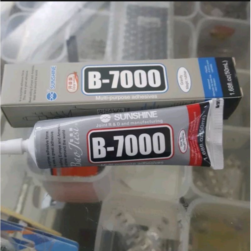 

LEM TOUCHSCREEN LCD B7000 ISI HITAM 15ML