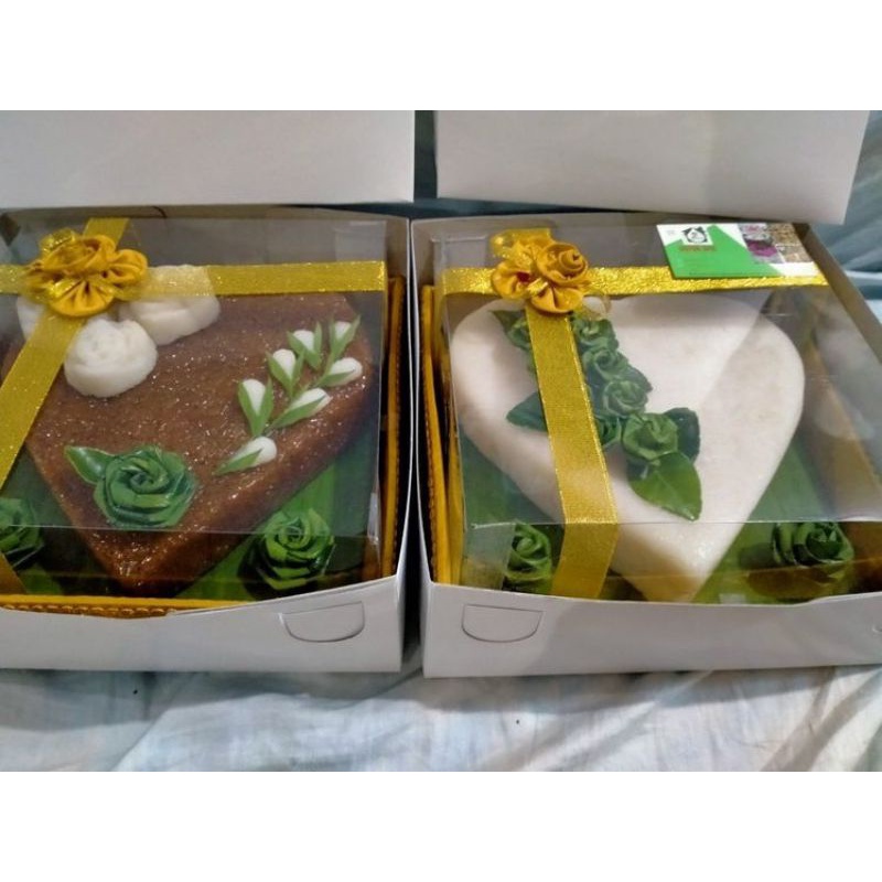 

PITA EMAS/PERAK COCOK UNTUK KREASI HIASAN HANTARAN KUE