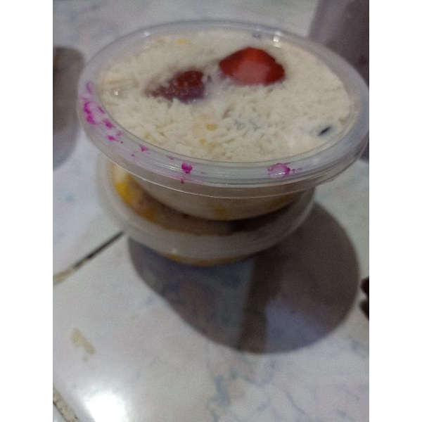 

Salad Buah ukuran 200 Ml