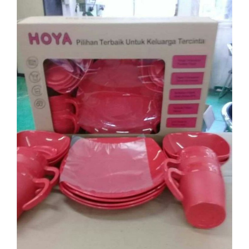 set hoya,  terdiri dari 4 piring, 4 mangkok, 4 mug+ tutup