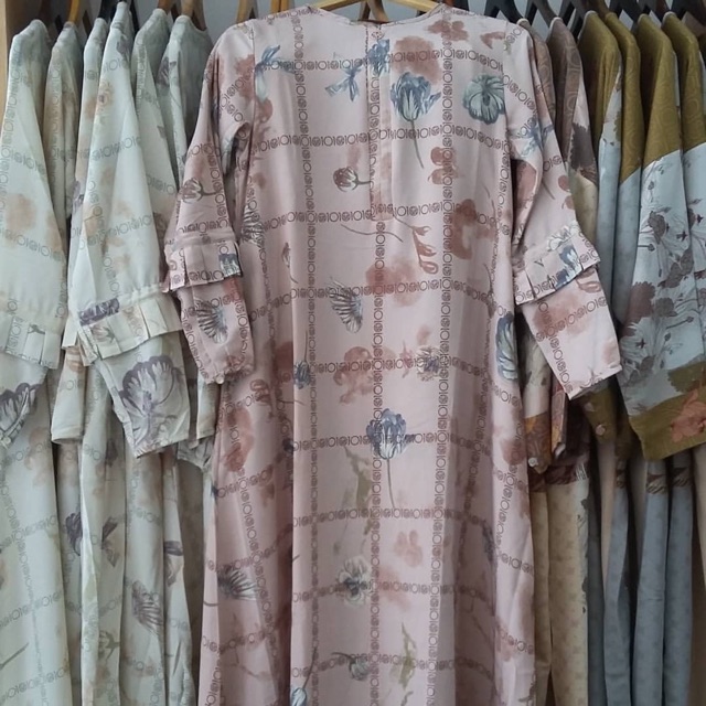 Desti Dress Ria Miranda