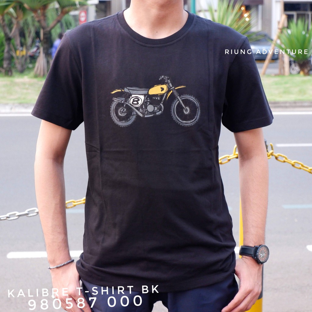 Kaos T Shirt Distro Fashion Pria Kalibre 980587 000 Original