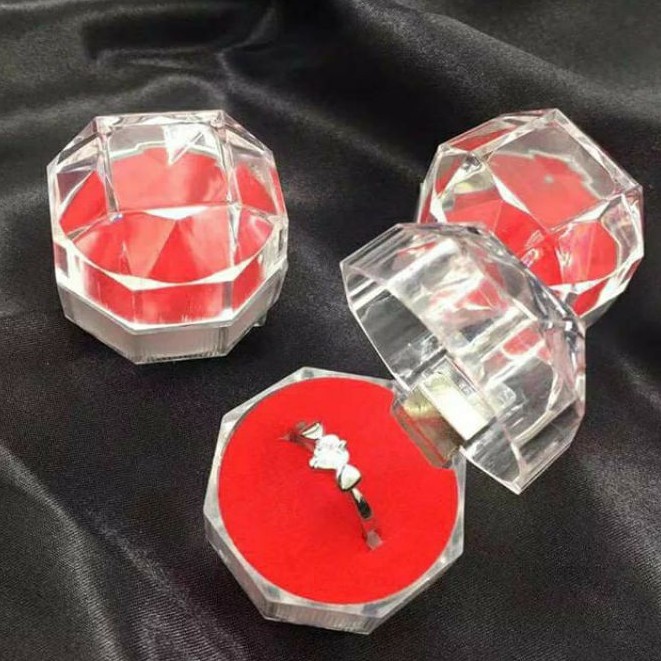 Box Cincin Bening / Kotak Cincin Tunangan / Tempat Cincin Lamaran / Box Perhiasan Cincin Seserahan Model Crystal Bahan Akrilik