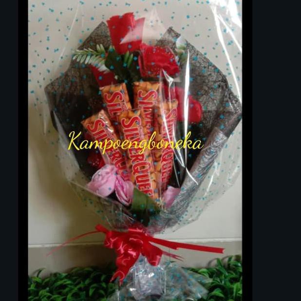

BUKET VALENTINE SILVERQUEEN TERMURAH