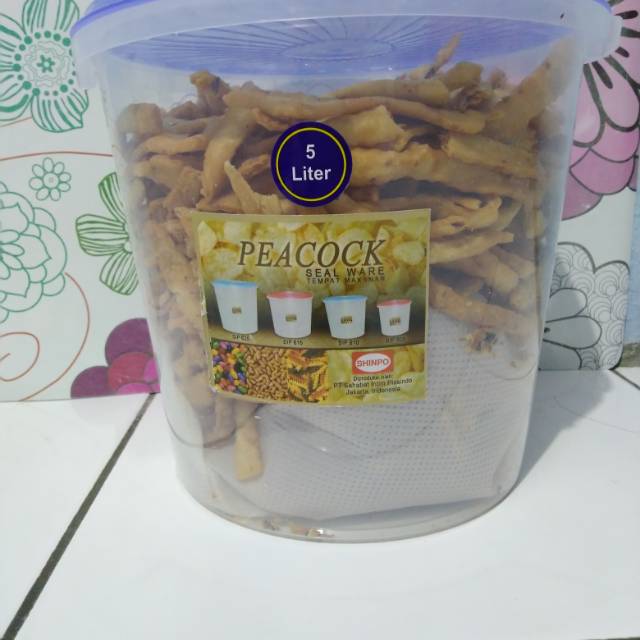 

cemilan stick bawang keju
