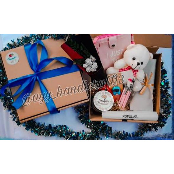 

★★★ 0GJ Paket kado wanita -AN- hadiah ulang tahun/anniversary / perayaan kado unik ✪ ✪