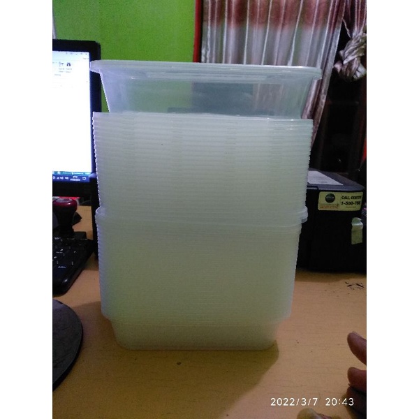 Kotak makan plastik 500 ml/Thin food container 500 ml