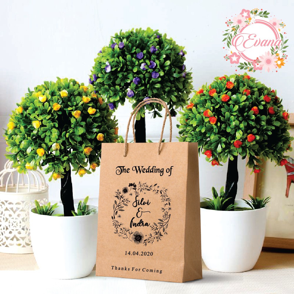 

Paperbag custom design suka2- Size 15 x 6.5 x 23 cm