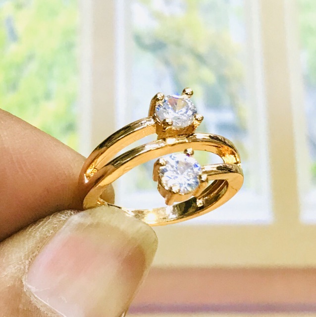 Cincin wanita lapis emas / cincin replika berlian /berlian replika / cincin wanita / cincin