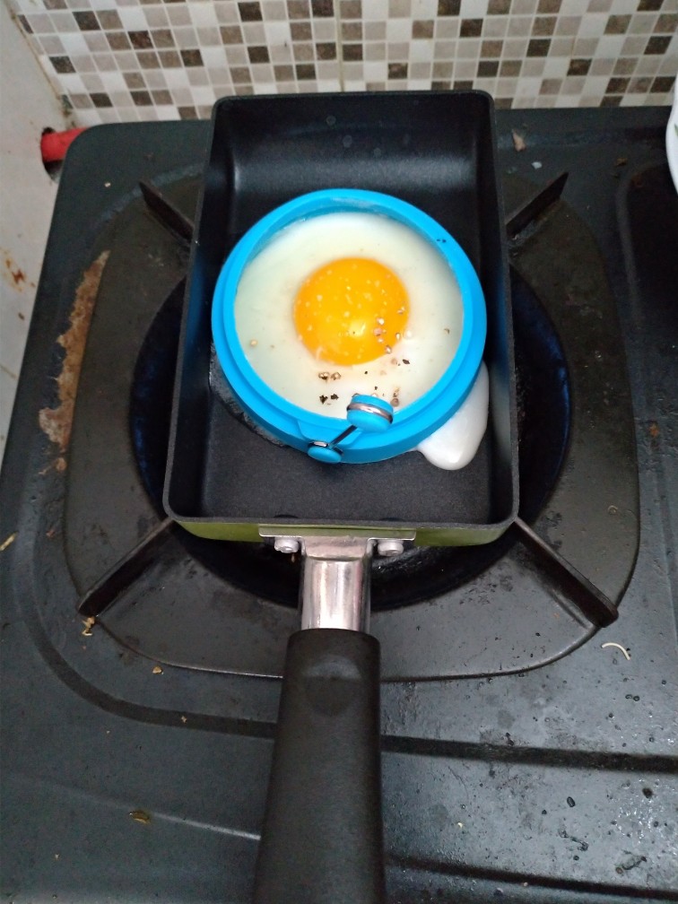 Cj Cetakan Silikon Telur Mata Sapi Bulat