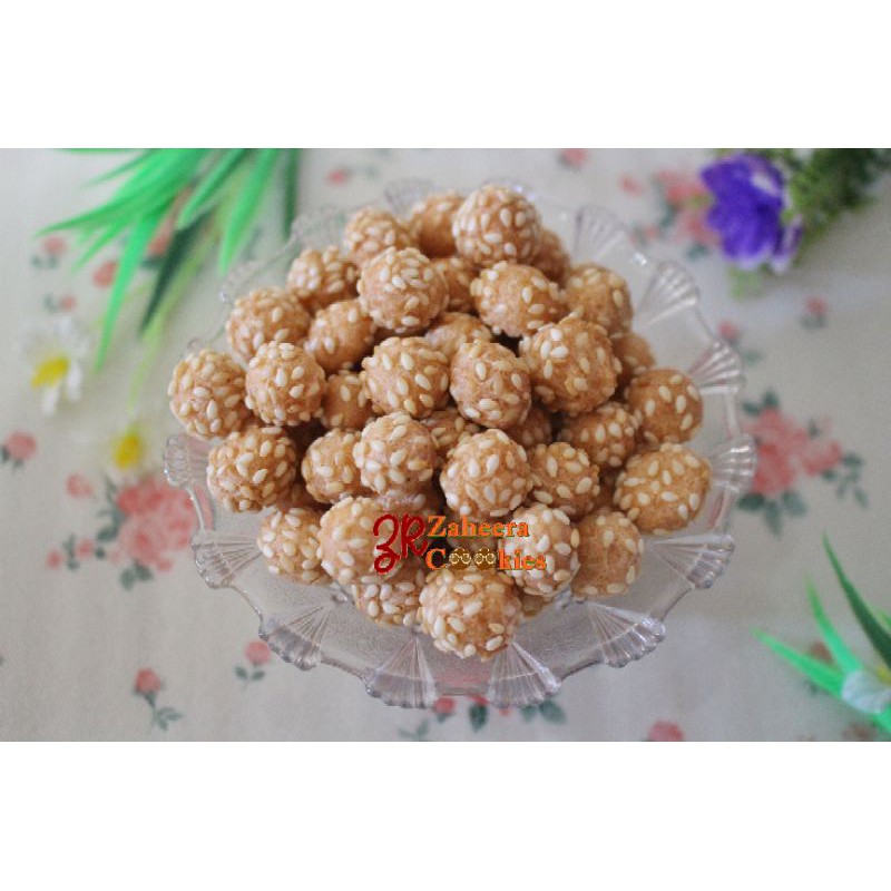 

Keciput Bundar by Zaheera Cookies