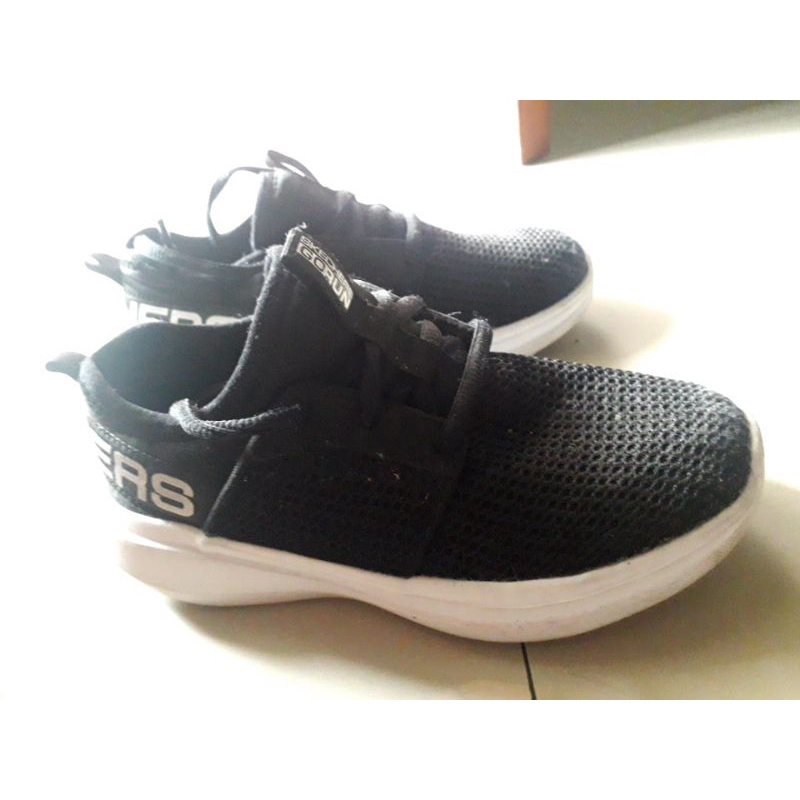 Skechers go run fast kids