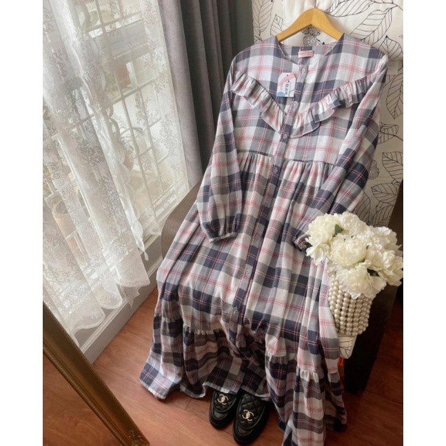 Hayya Plaid Grey Pink Haideeorlin