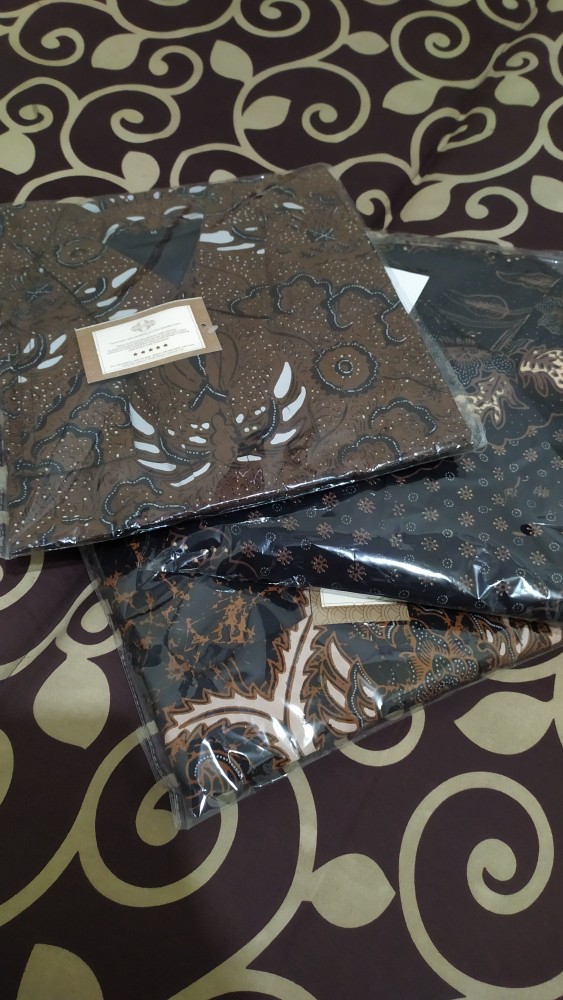Kinasih Kemeja Batik Pria Full Furing Bahan Katun Primisima