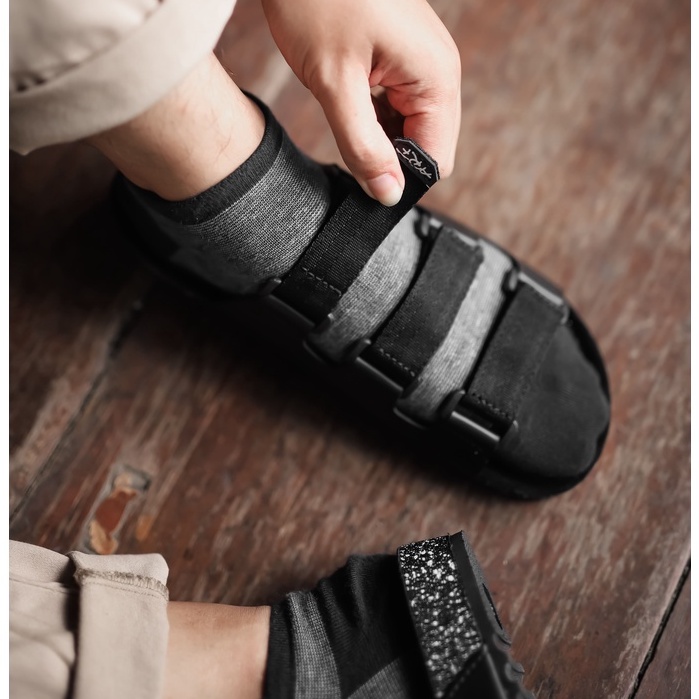 Thomas Black | Sendal Original Jepit Kulit Santai Kasual Pria Cowok Sandal Footwear | FORIND x ARF