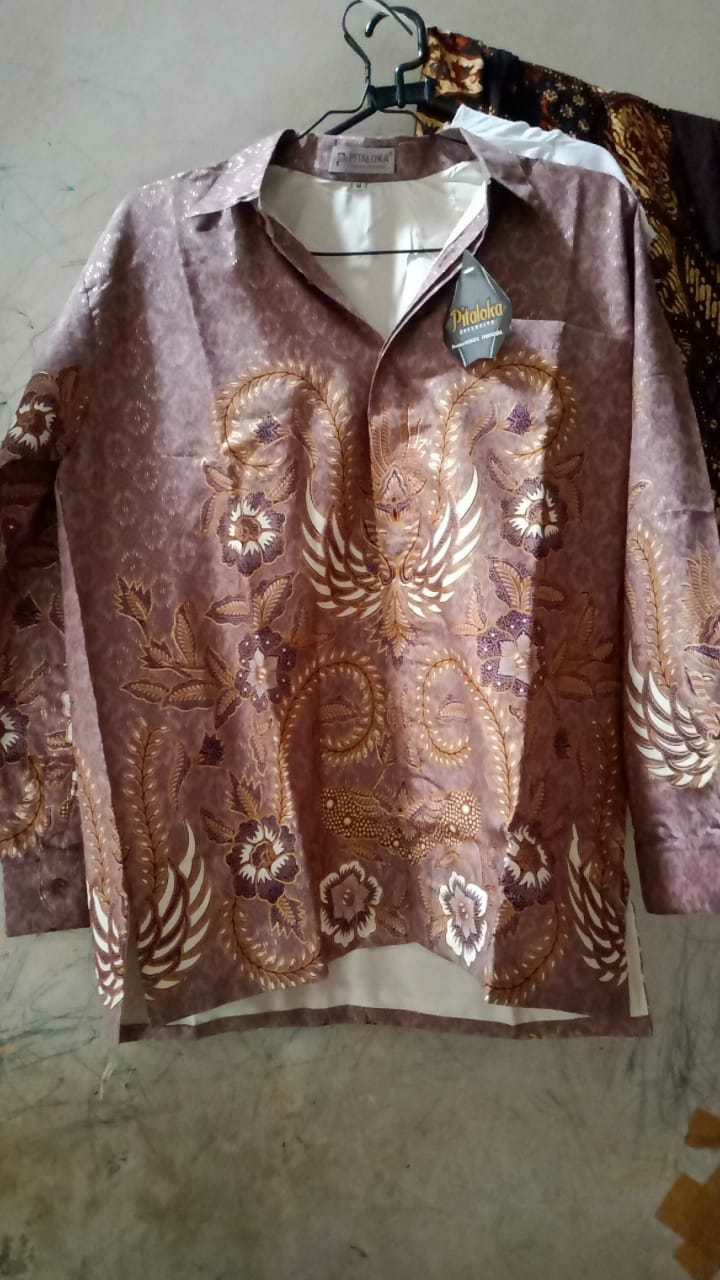 Kemeja Batik Semi Sutra