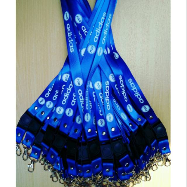 

Tali id card sablon satu sisi/ satu warna/ 2 cm/ kait + stopper