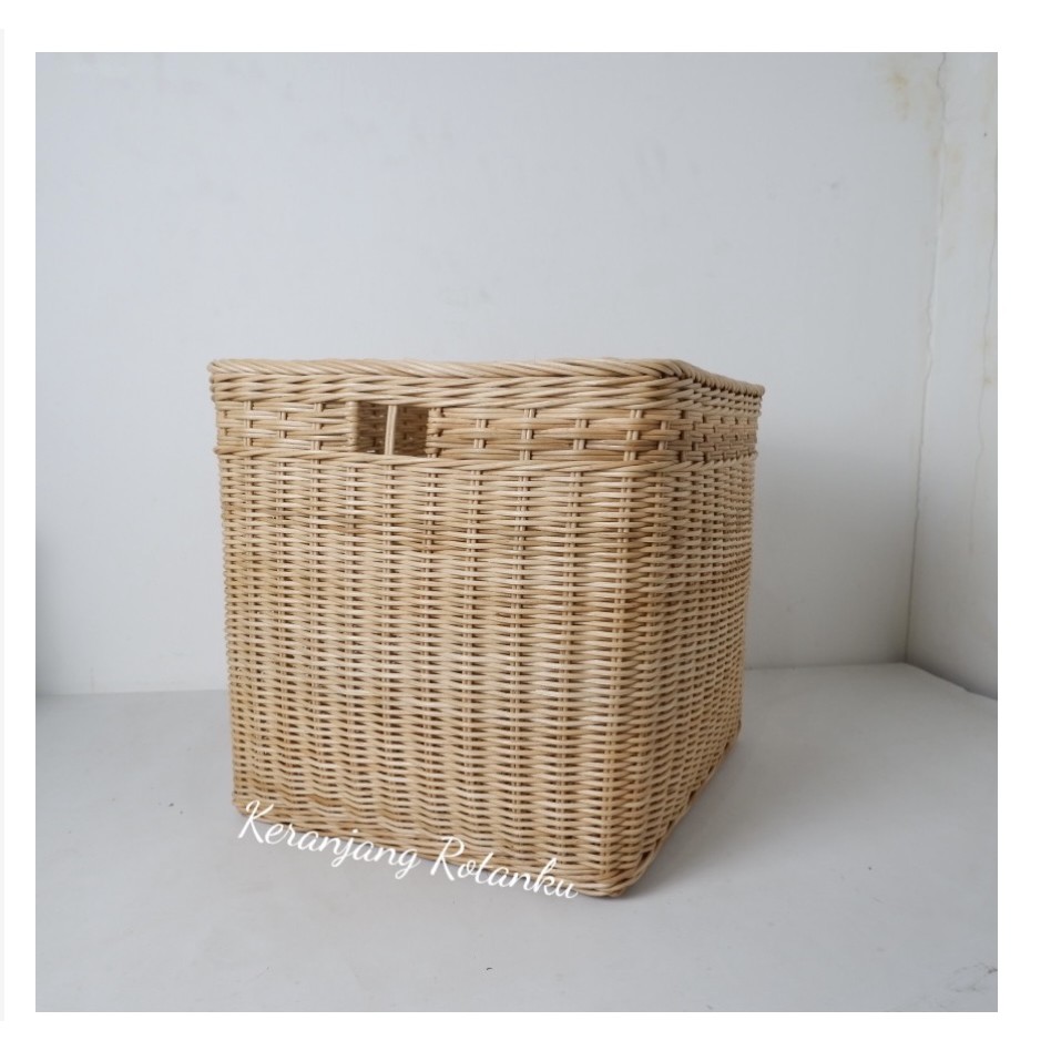 Keranjang Rotan Kotak 35x35x20