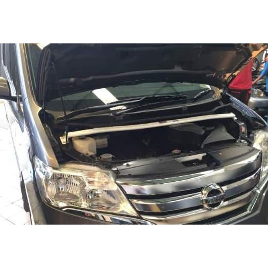 Aksesoris / Strutbar / Stabiliser ULTRA RACING Nissan Serena C26