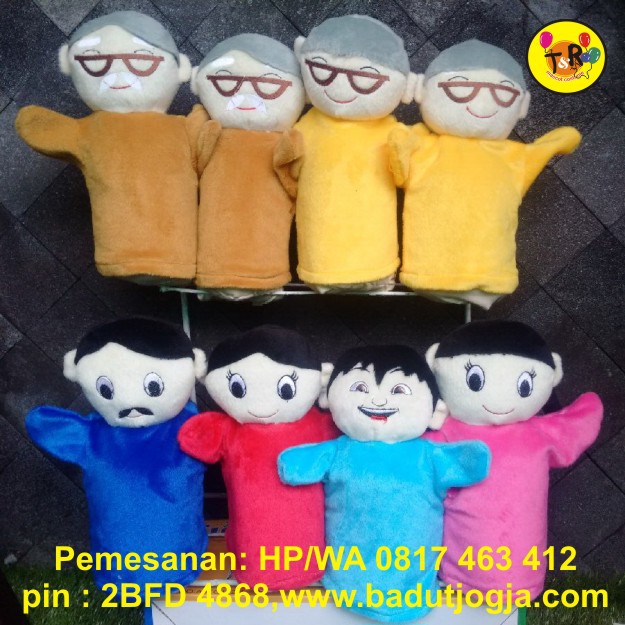 Boneka Tangan Keluarga Kakek/Nenek/Ayah/Ibu/Anak 25cm