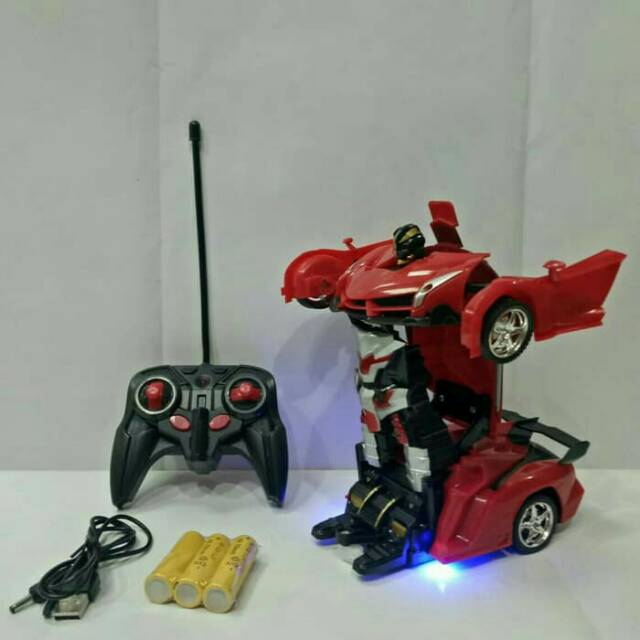 Mainan mobil remot bisa berubah jadi robot