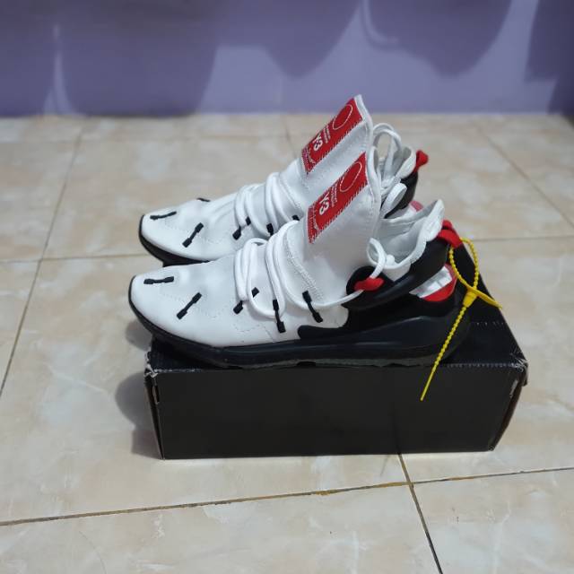 Adidas Y3 "PERFECT KICKS"