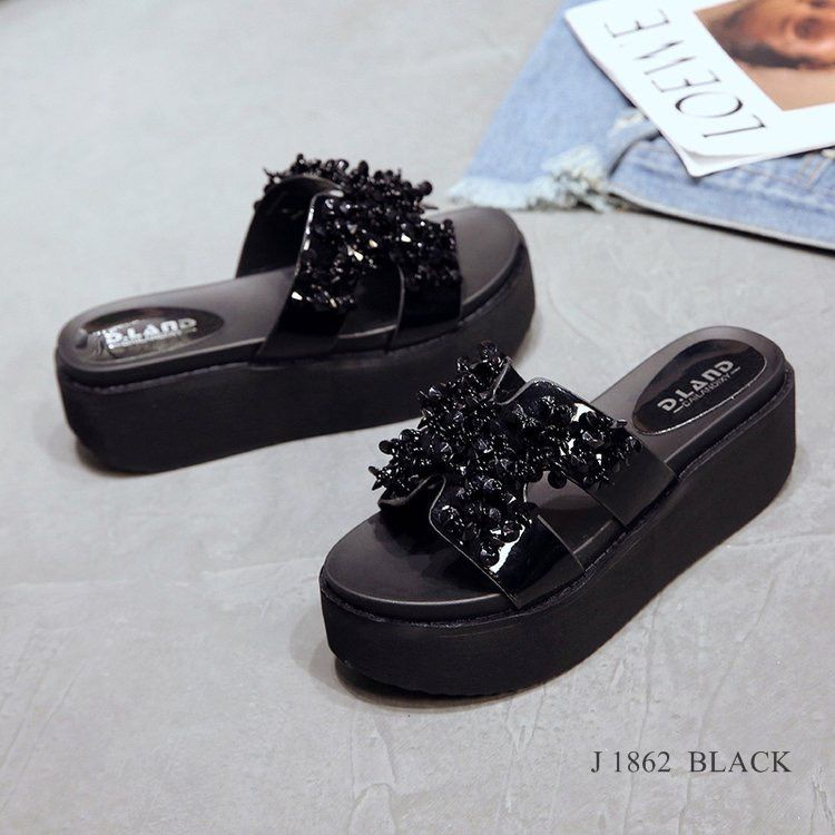 SANDAL WEDGES MANIK WENDA 1862