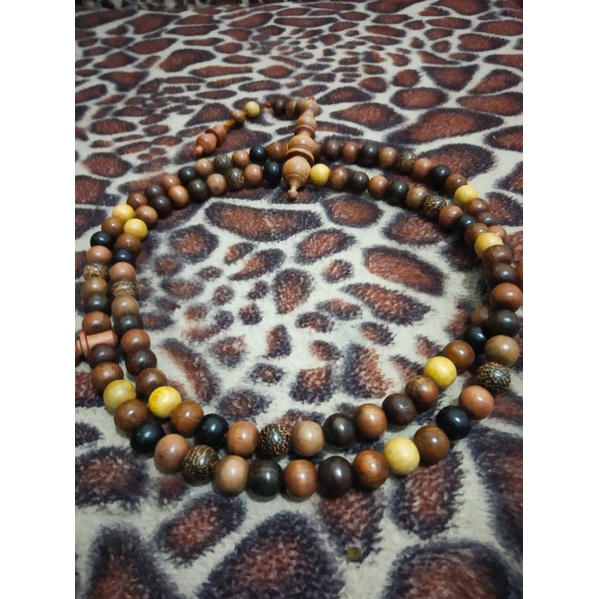 Tasbih gabungan 10 macam Kayu Bertuah 12mm