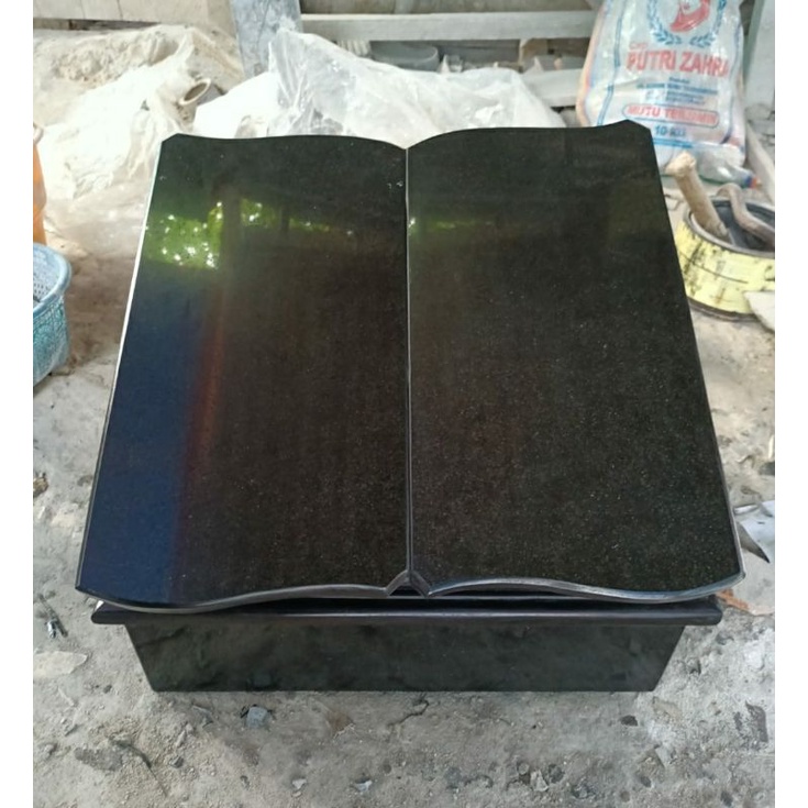Maesan Makam Granit Model Buku