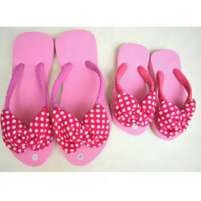 COUPLE SANDAL PITA