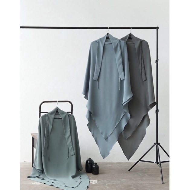 ALJENNA FK LONG TRIANGLE DEEP LICHEN