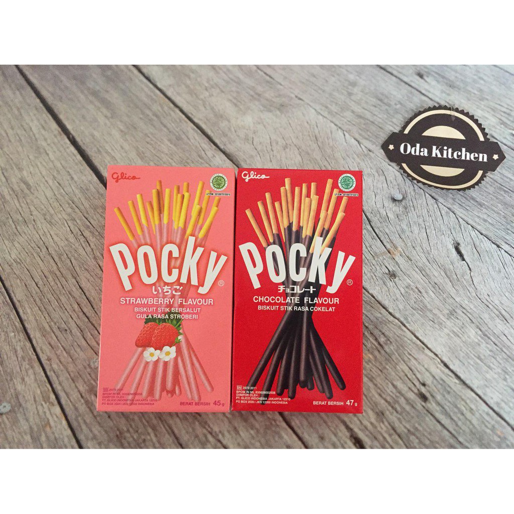 

GLICO POCKY CHOCOLATE 47gr STRAWBERRY 45gr