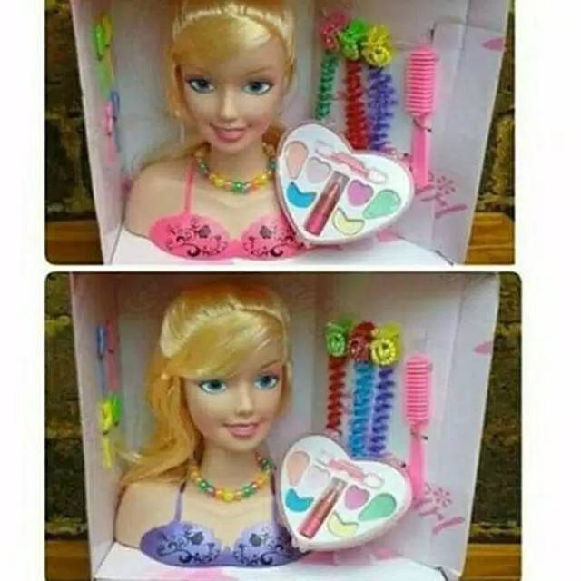 Mainan barbie salon