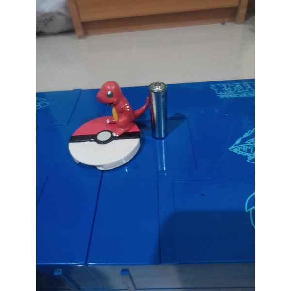 figure tomy pokemon Charmander