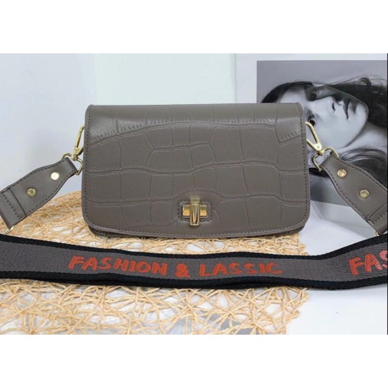 TAS MERK IKAN ll TAS IMPORT FASHION ll CROCO SLEMPANG