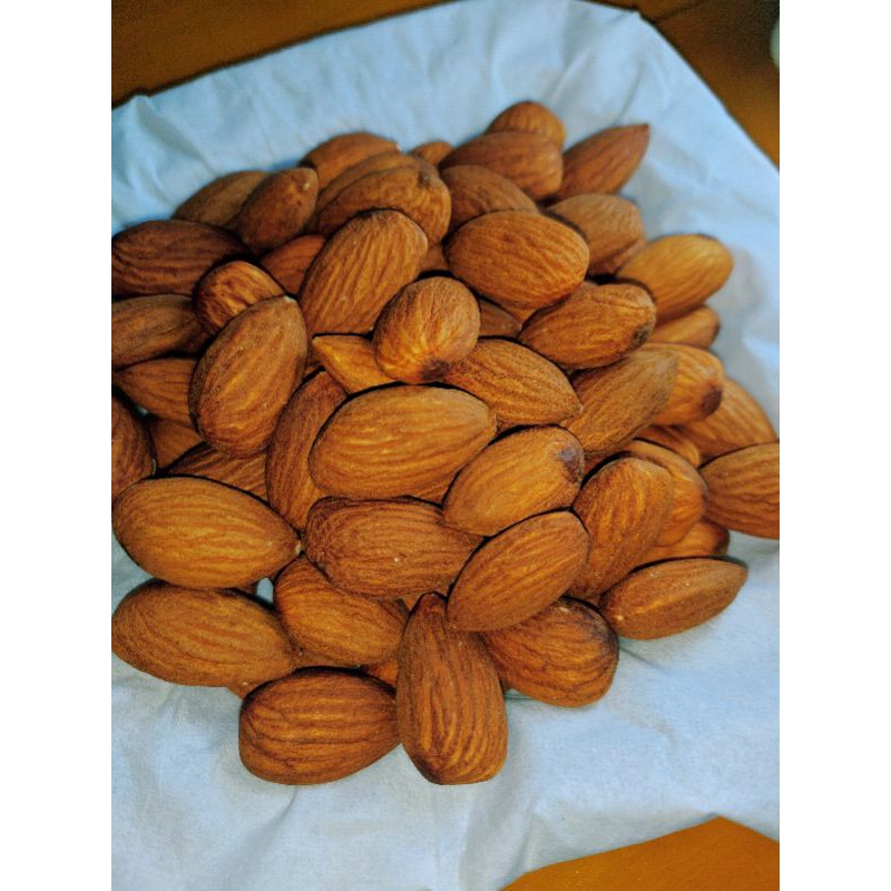 

KACANG ALMOND PANGGANG