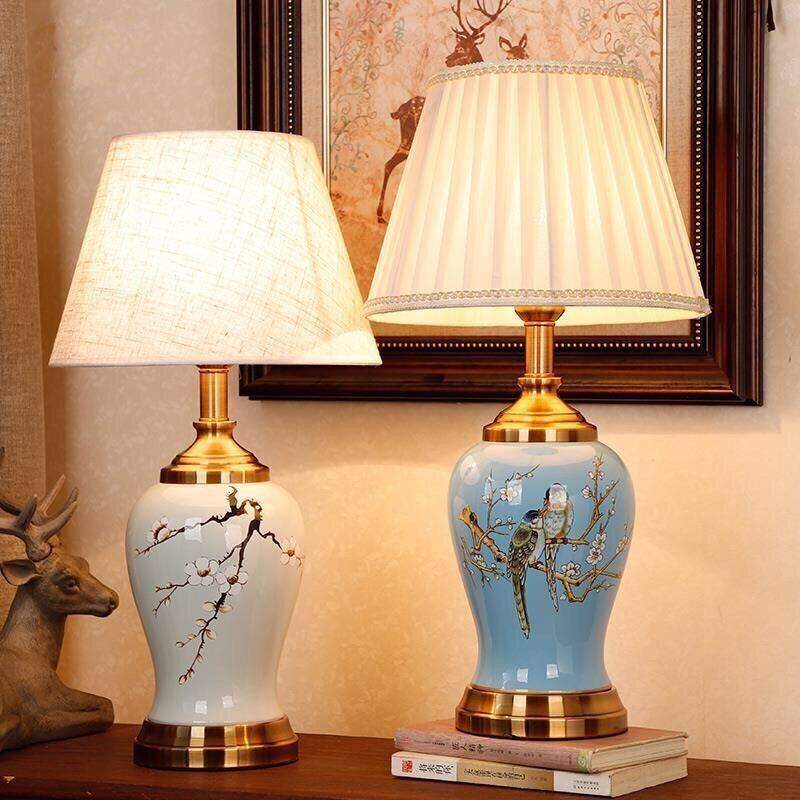 LAMPU TIDUR BAHAN KERAMIK LAMPU SAMPING TEMPAT TIDUR LAMPU MEJA IZNA73302