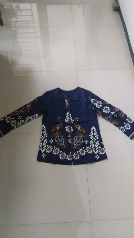 Maja - Long Busan Blouse Batik Wanita
