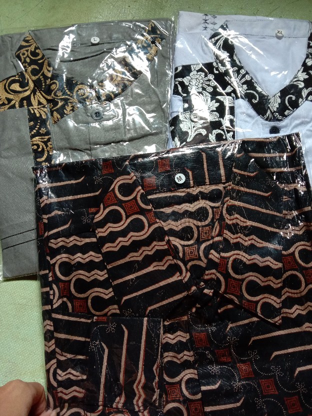New Kemeja Batik Pria Atasan Modern Murah Seragaman Terus