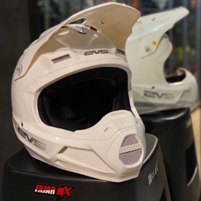 HELM EVS T4 SOLID SERIES . HELM TRAIL EVS . EVS T5 . HELM MOTOCROSS EVS T5
