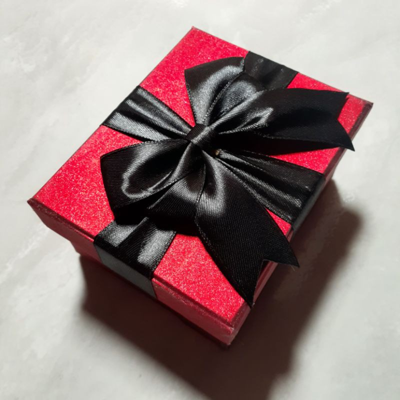 Box Kado Pita Satin Glitter Anti Penyok GiftBox Kotak Hadiah Cantik Tebal Kuat Kokoh HardBox