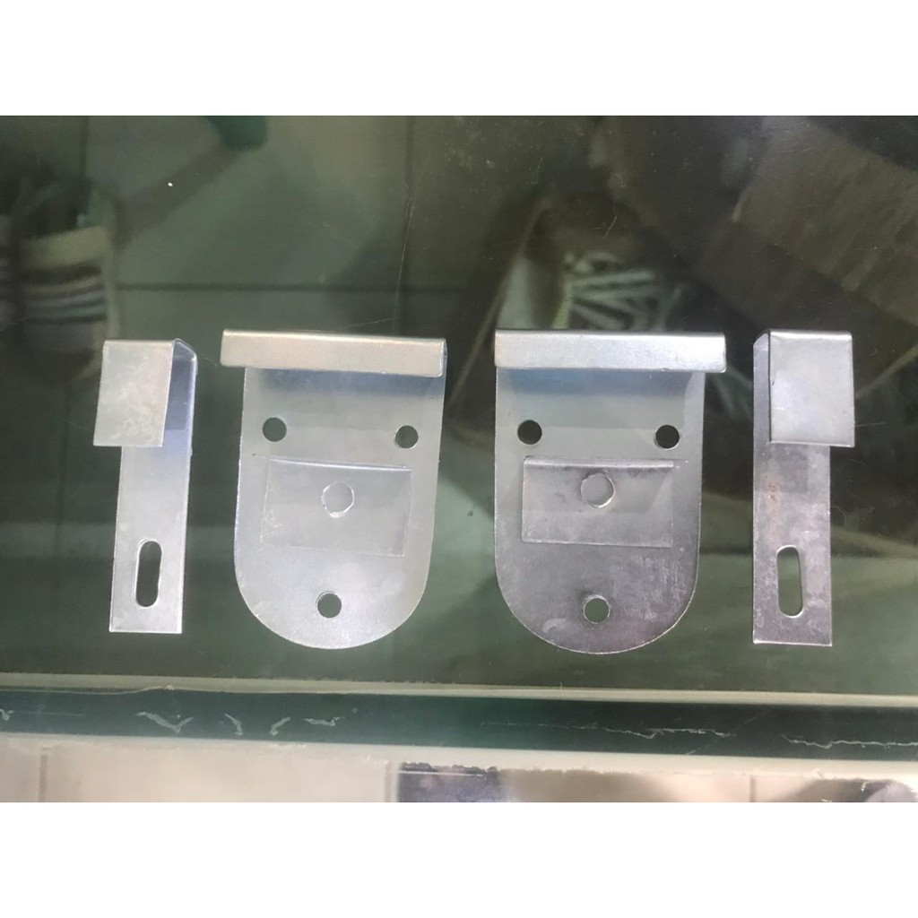 Klem Kaca Cermin Dinding