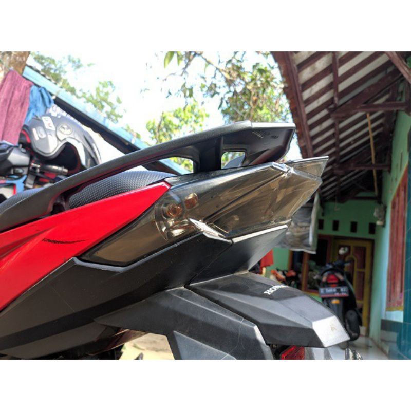 Mika Smoke Vario 125 Vario 150 Mika Lampu Stop Smoke Vario 125/Vario 150 Mika Lampu Belakang Vario 2015-2017