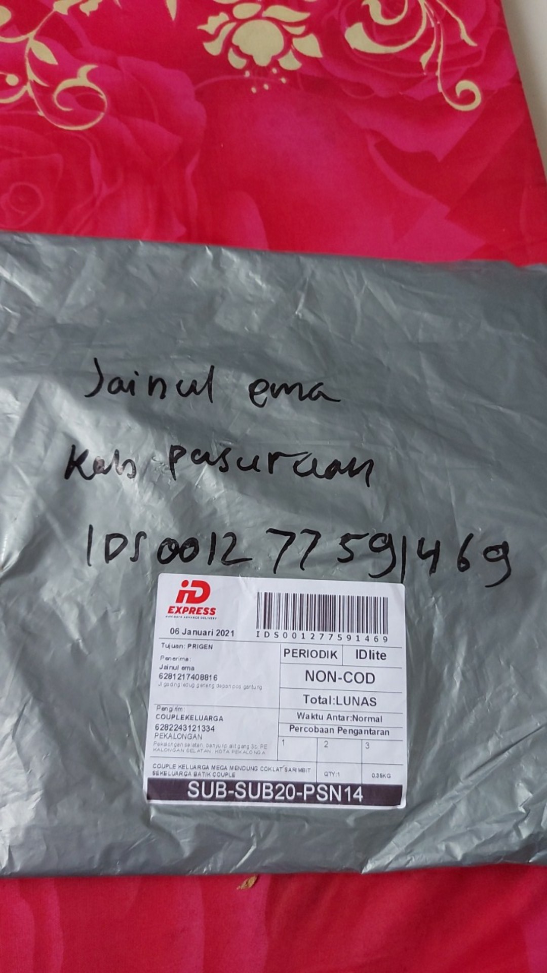 Couple Keluarga Mega Mendung Abu Sarimbit Sekeluarga Batik Couple