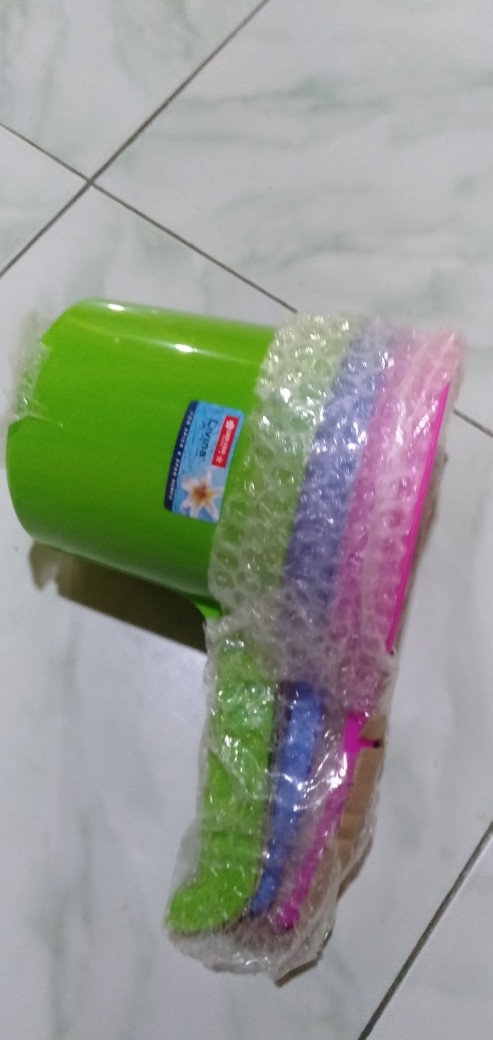 Gl-3 Gayung Polos Lion Star 1,5 Liter