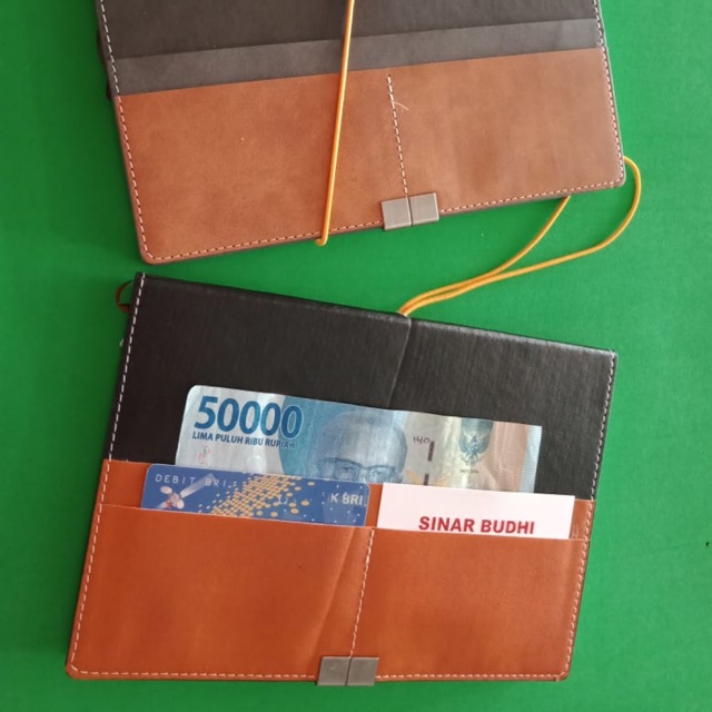 

Buku agenda a5 import ada selipan dompet