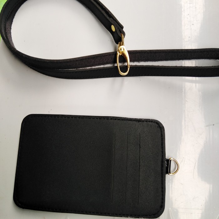 

Hemat Name Tag Id Card Holder Kulit Tali 4 Slot Card Limited