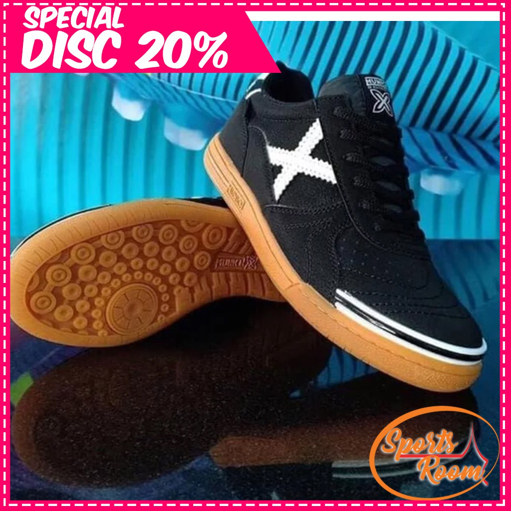 SEPATU FUTSAL -- X Munich G-3 Profit - 3111008 Negro