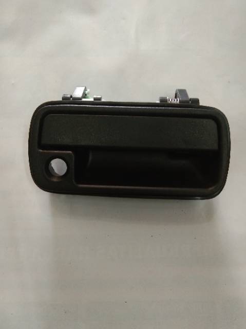 HANDLE PINTU LUAR DEPAN RH ESCUDO/VITARA