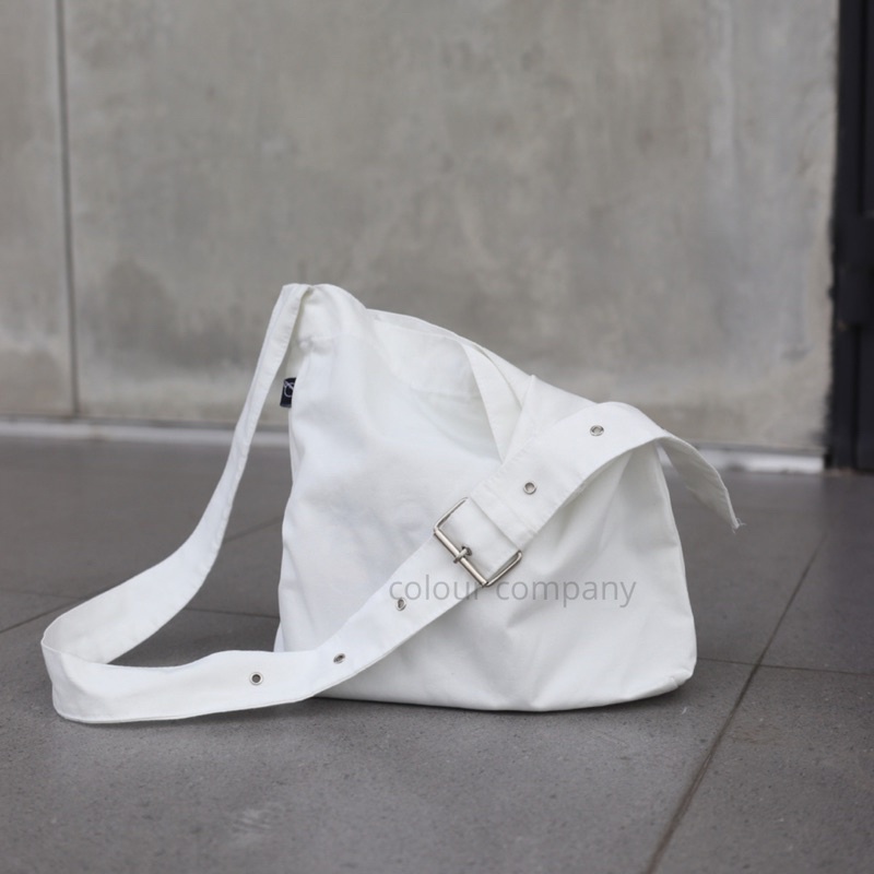 Tote canvas bag buckled buckle sling bag